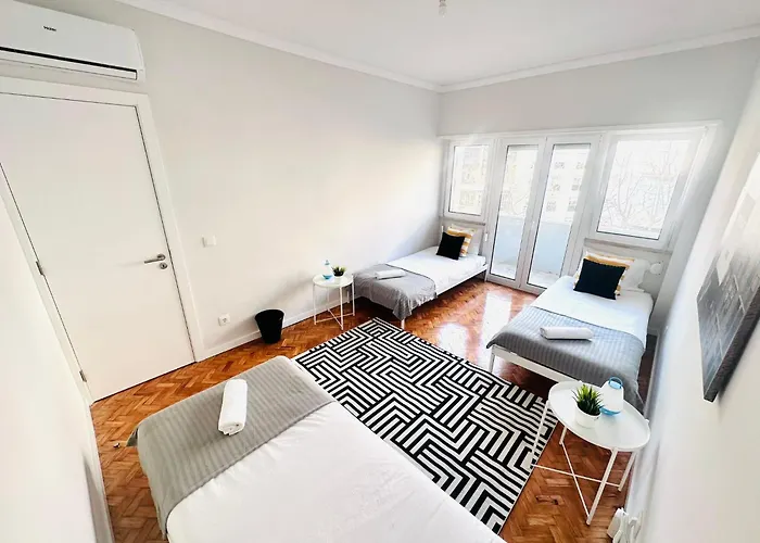 The Crespo House - No 3D - Rooms & Stays